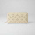 Designer-Inspired Cream Wallet – Premium Luxury Women’s Wallet